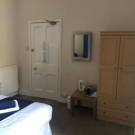 Leamington House Bed & Breakfast Бармут Екстериор снимка