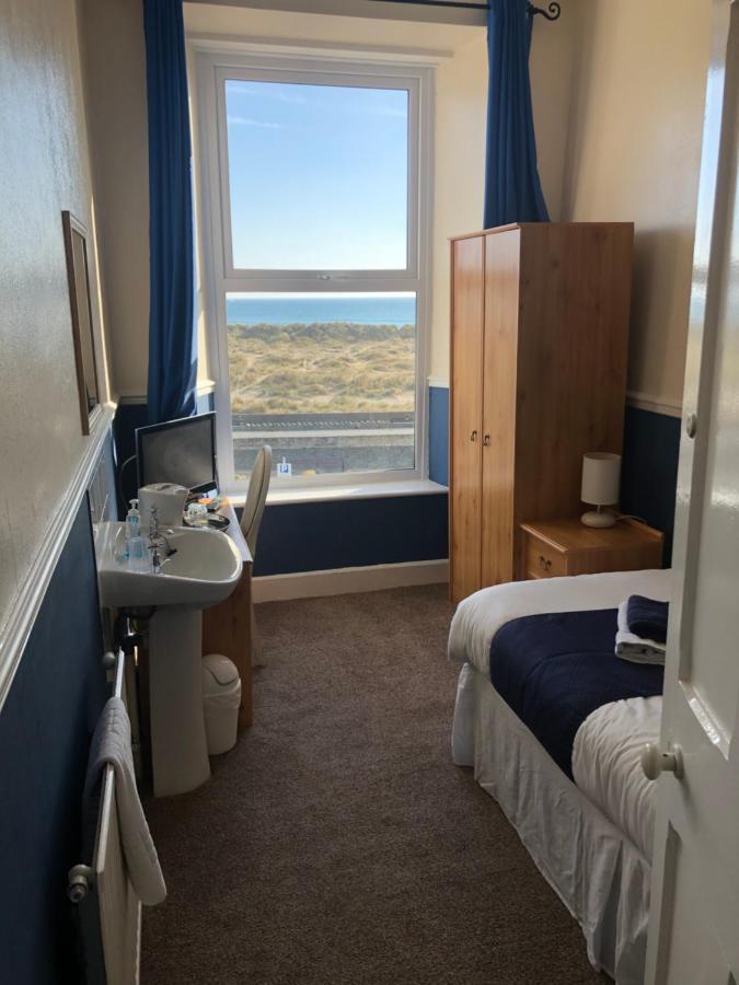 Leamington House Bed & Breakfast Бармут Екстериор снимка