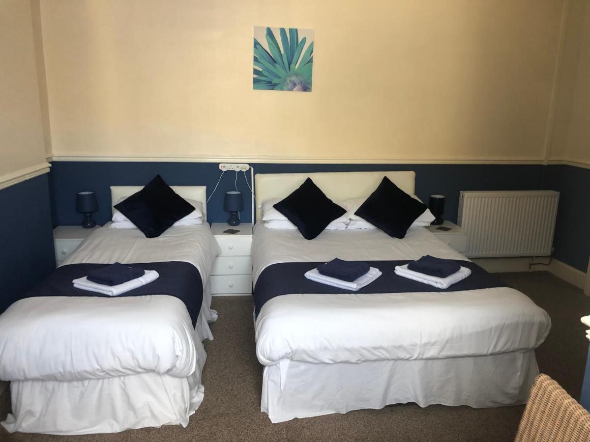 Leamington House Bed & Breakfast Бармут Екстериор снимка