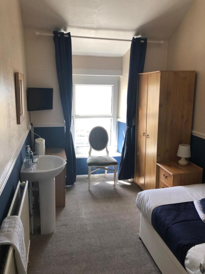 Leamington House Bed & Breakfast Бармут Екстериор снимка