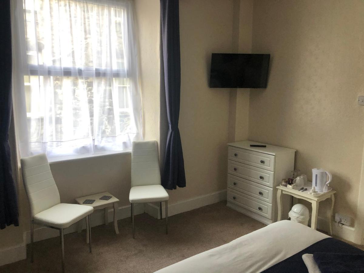 Leamington House Bed & Breakfast Бармут Екстериор снимка