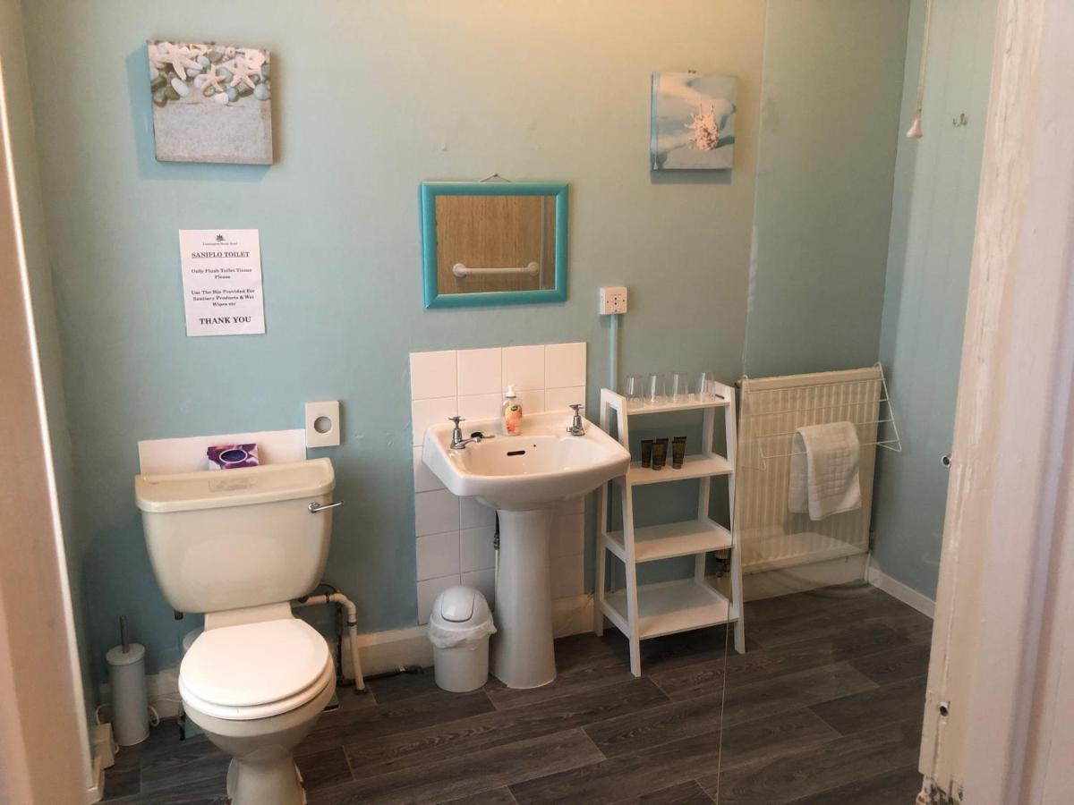 Leamington House Bed & Breakfast Бармут Екстериор снимка